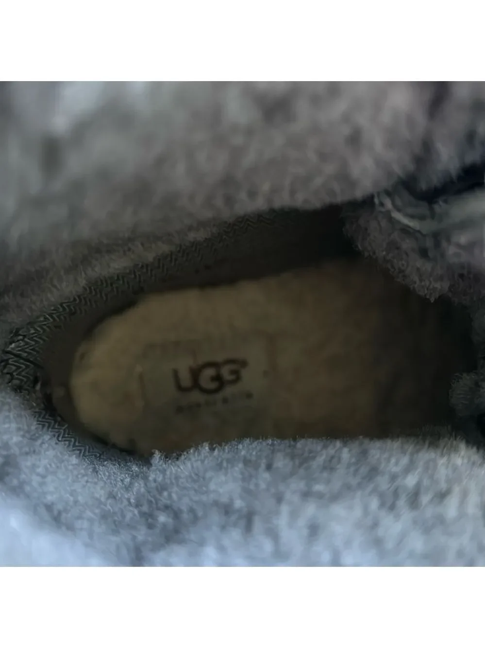 UGG Adirondack Winter Boots Grey Blue Plaid Size Womens US 5 Unisex